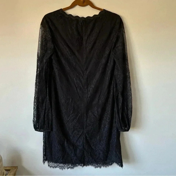 Trina Turk | TIPSY LACE DRESS - Picture 11 of 12